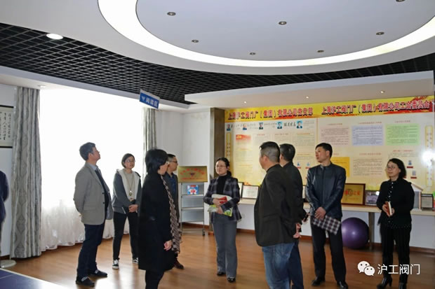嘉定区政协委员华亭镇活动小组在金年会 金字招牌开展调研活动（图3）