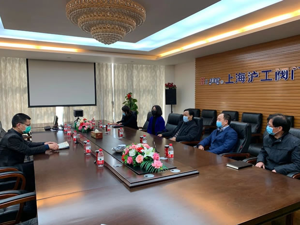 嘉定区人大常委会副主任王其明走访调研金年会 金字招牌（图1）